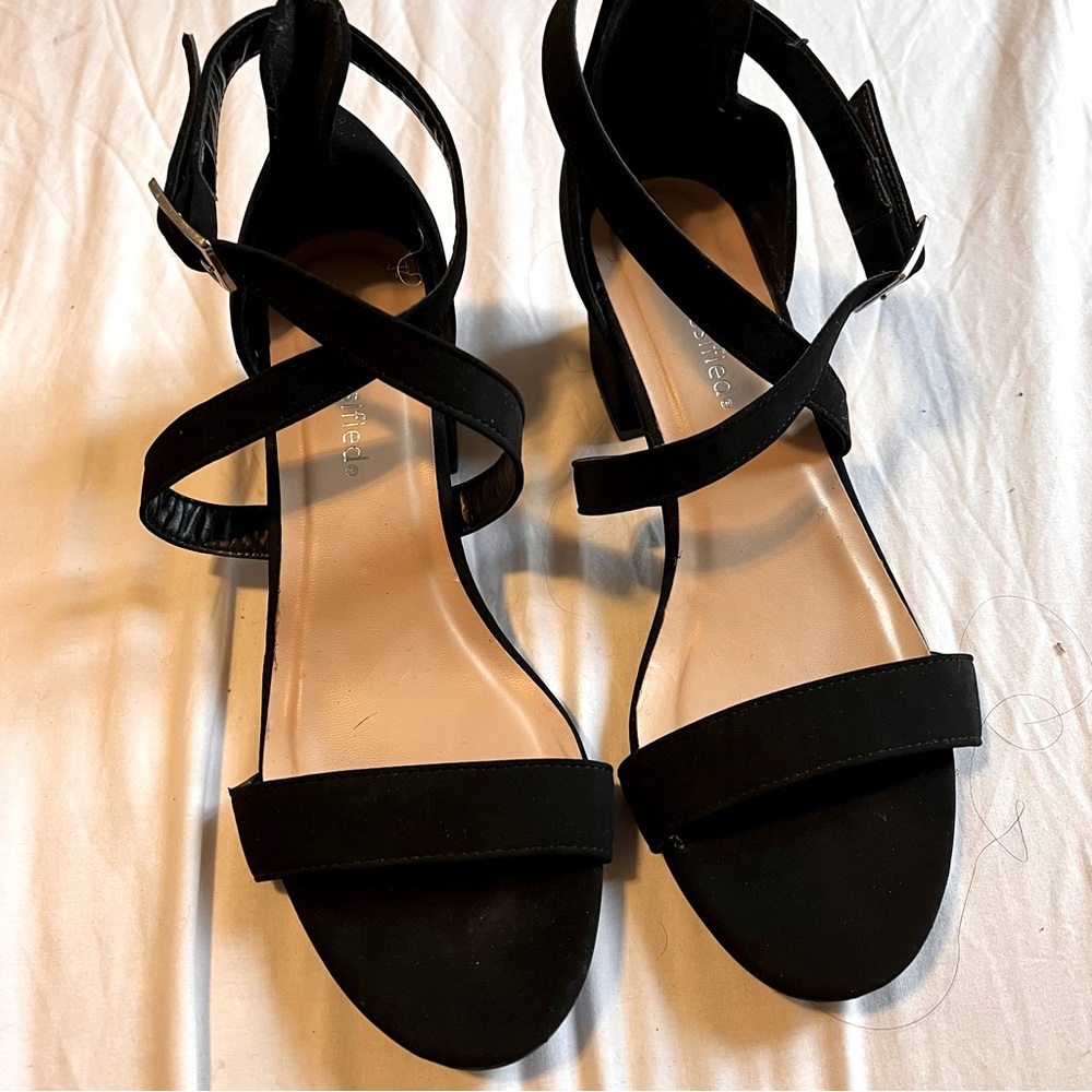 CITY CLASSIFIED black suede heels